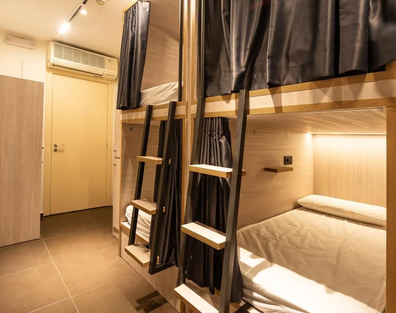 Gg Hostel برشلونة 0*,
